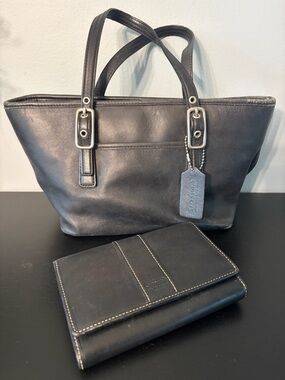 Vintage Coach Legacy West Satchel With Wallet
